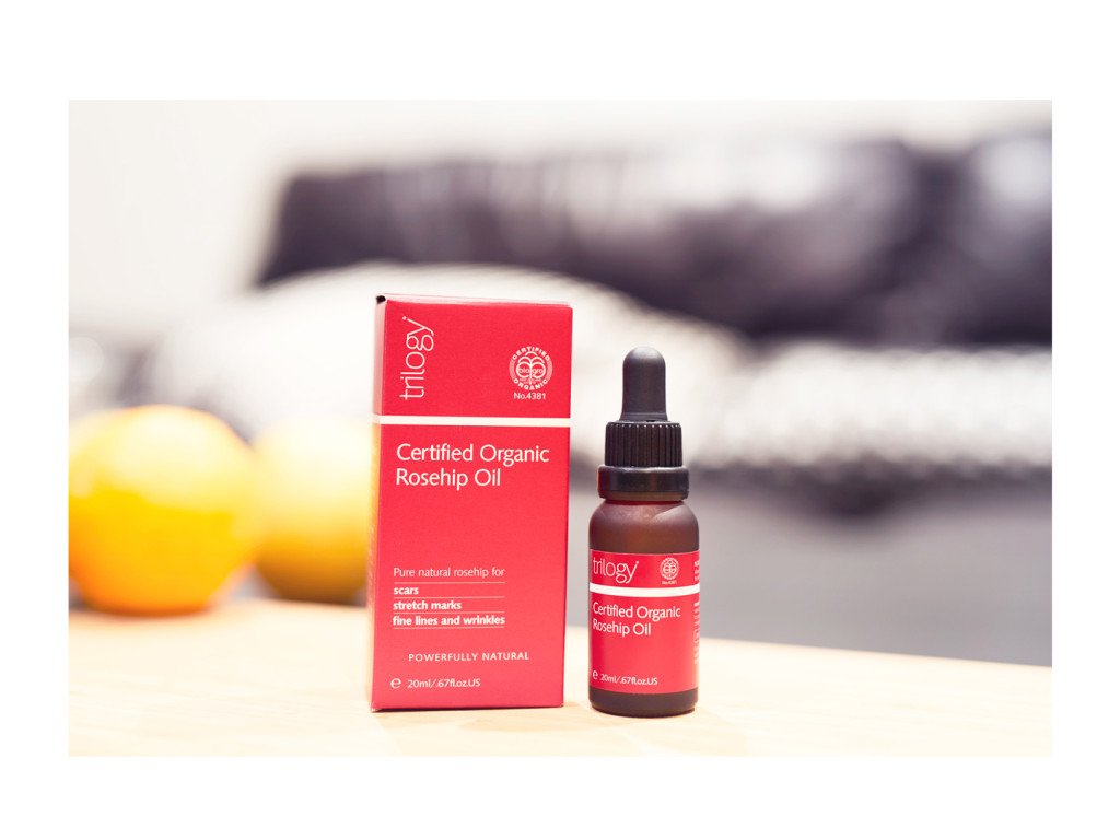 Fierybread - Review Trilogy Rosehip Oil